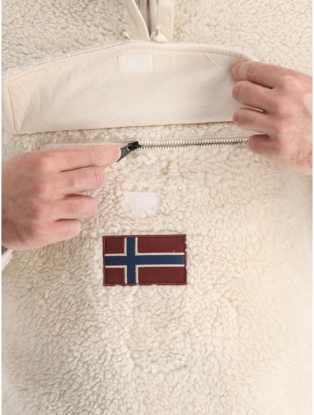 Napapijri, T-Burgee Hzh trui heren Whitecap Grey grijs 