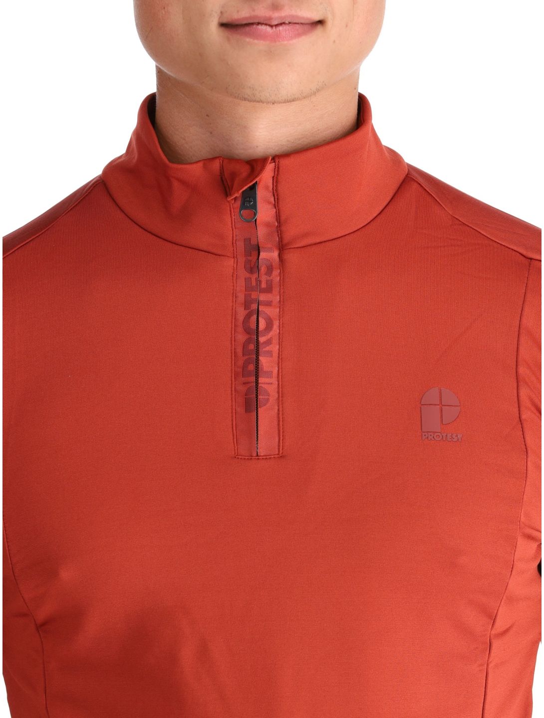 Protest, REWILL 1/4 zip top GA Ski pully heren Barn Red Rood 