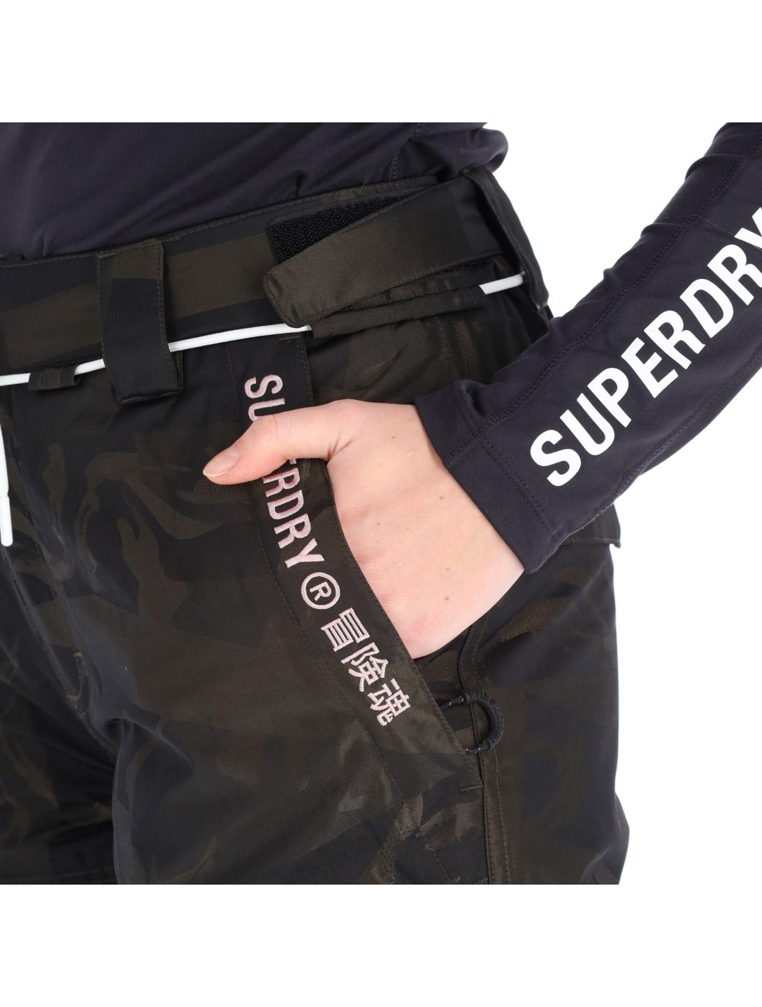 Superdry, Freestyle Cargo Pant skibroek dames camo groen 